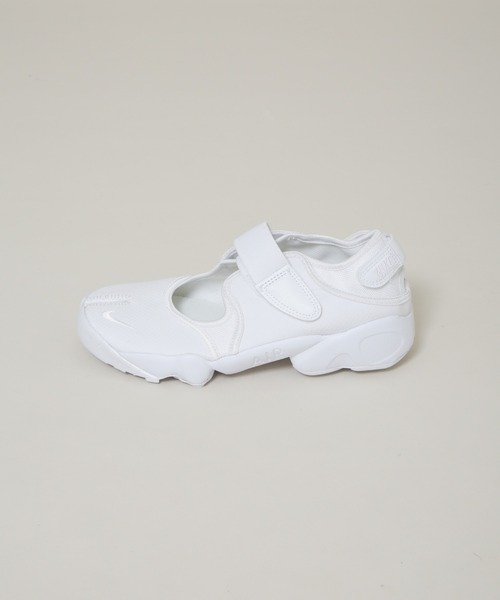 NIKE(ナイキ)の「NIKE/ナイキ ウィメンズ エア リフト BR(スニーカー・レディース・ブラック/ホワイト・24/23/25)」の13枚目の写真