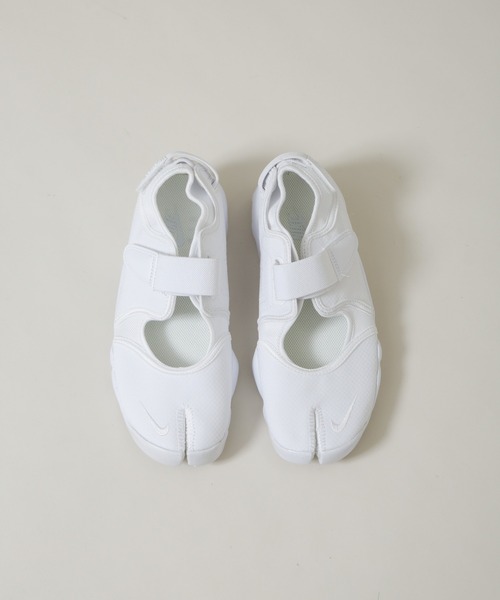NIKE(ナイキ)の「NIKE/ナイキ ウィメンズ エア リフト BR(スニーカー・レディース・ブラック/ホワイト・24/23/25)」の18枚目の写真