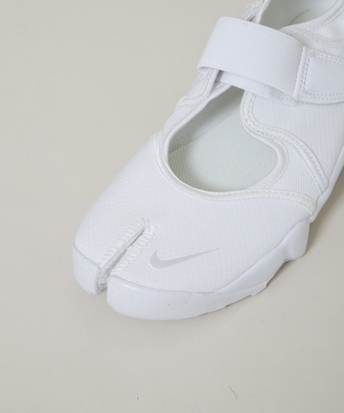 NIKE(ナイキ)の「NIKE/ナイキ ウィメンズ エア リフト BR(スニーカー・レディース・ブラック/ホワイト・24/23/25)」の19枚目の写真