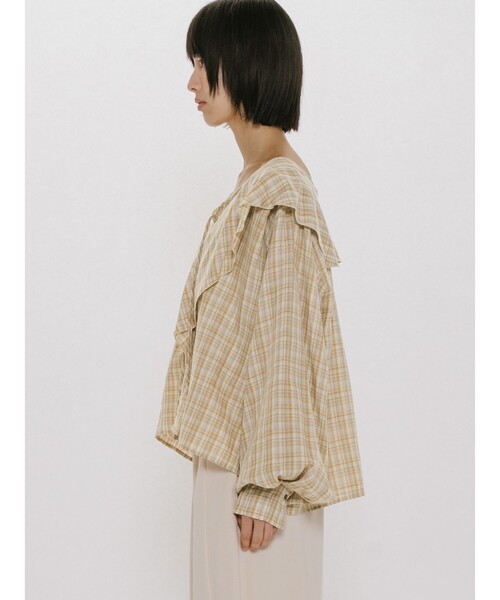 MIDIUMISOLID(ミディウミソリッド)の「MIDIUMISOLID for Ladies チェックビッグフリルカラーブラウス(シャツ/ブラウス・レディース・ベージュ/ブラウン・FREE)」の17枚目の写真