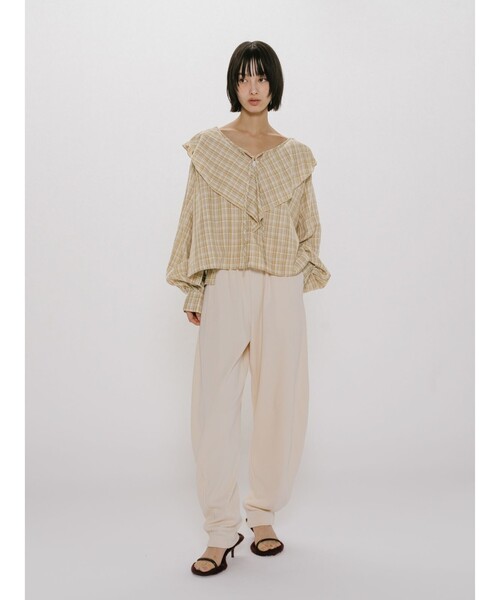 MIDIUMISOLID(ミディウミソリッド)の「MIDIUMISOLID for Ladies チェックビッグフリルカラーブラウス(シャツ/ブラウス・レディース・ベージュ/ブラウン・FREE)」の19枚目の写真