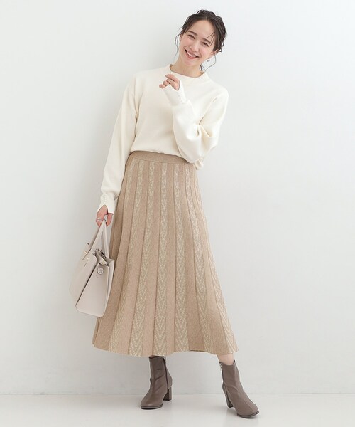 SHOO・LA・RUE（シューラルー）の「【洗濯機可/セットアップ可／S-LL】新色追加 女性らしさ際立つ もちもちニットスカート（スカート・レディース・ネイビー系2/ベージュ系2・01/02/03/04）」の5枚目の写真