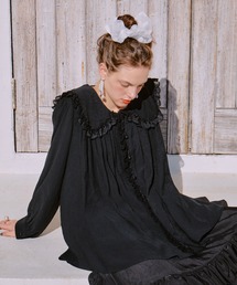 manana suerte（マニャーナスエルテ）の「レースカラーギャザーブラウス（シャツ/ブラウス）」