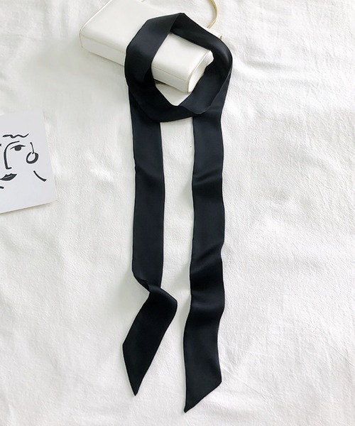 VIBGYOR（ヴィブジョー）の「oshipic/推し活 サテン風 リボン 推しカラー アレンジ ミニスカーフ S0039（バンダナ/スカーフ・レディース・ラベンダー/パープル/ピンク/ホワイト/ベージュ/ネイビー/ブルー系その他/グリーン/ブルー/ダークグリーン/ブラック/グリーン系その他/イエロー/レッド/アイボリー・FREE）」の4枚目の写真