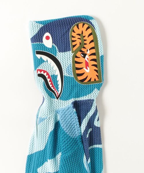 A BATHING APE（アベイシングエイプ）の「ABC CAMO CROCHET SHARK RELAXED FIT FULL ZIP HOODIE（パーカー・メンズ・ブルー/グリーン/ピンク・XX-LARGE/X-LARGE/MEDIUM/SMALL/LARGE）」の8枚目の写真