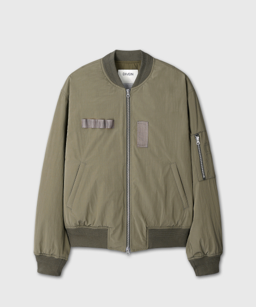 DIVEIN(ダイブイン)の「MILITARY MA-1 BOMBER (KHAKI)(MA-1・メンズ・その他・1/2)」の2枚目の写真