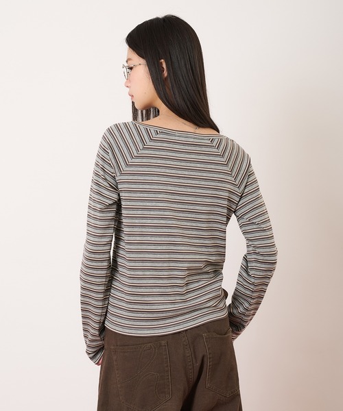 hazyl（ヘイジル）の「raglan design long-sleeved T-shirt/ラグランデザインロングスリーブTシャツ（Tシャツ/カットソー・レディース・ネイビー/チャコールグレー・フリー）」の22枚目の写真