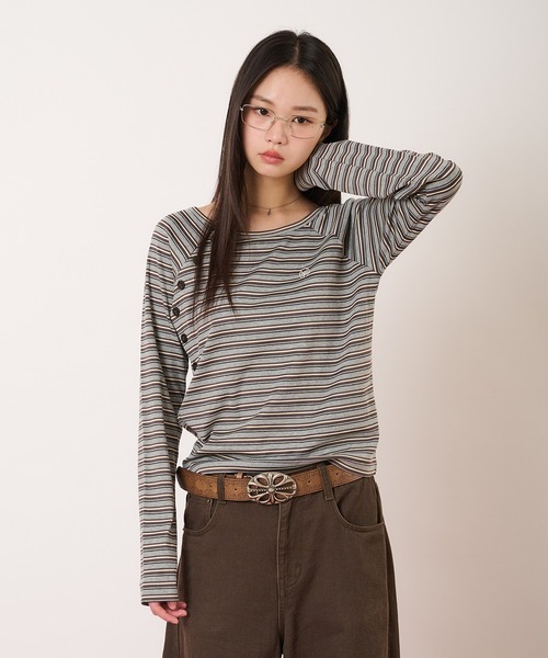 hazyl（ヘイジル）の「raglan design long-sleeved T-shirt/ラグランデザインロングスリーブTシャツ（Tシャツ/カットソー・レディース・ネイビー/チャコールグレー・フリー）」の19枚目の写真