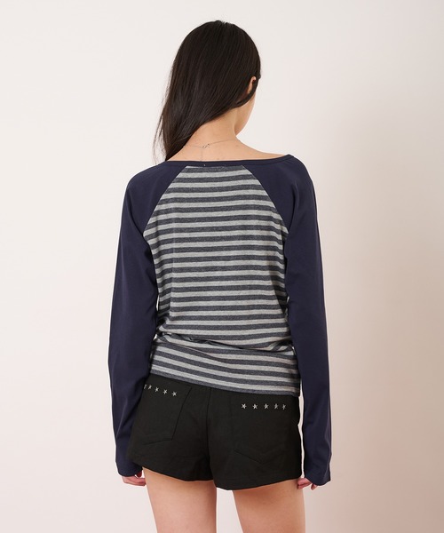 hazyl（ヘイジル）の「raglan design long-sleeved T-shirt/ラグランデザインロングスリーブTシャツ（Tシャツ/カットソー・レディース・ネイビー/チャコールグレー・フリー）」の10枚目の写真