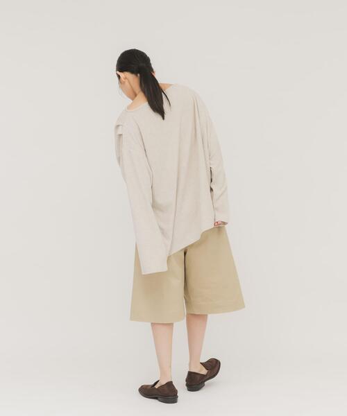 KBF(ケイビーエフ)の「ショルダータックプルオーバー(Tシャツ/カットソー・レディース・イエロー系その他/グレー系その他/ベージュ系その他・ONE)」の5枚目の写真