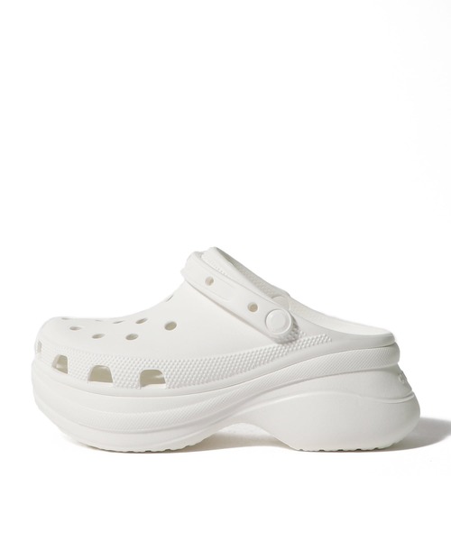crocs(クロックス)の「CROCS / ベイ クロッグ(サンダル・レディース・ブラック/ホワイト・8/7)」の1枚目の写真