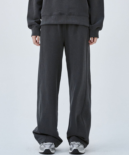 MALOUPE（マロップ）の「2305 ピグメントバレルフィットスウェットパンツ（ダークグレー）（スウェットパンツ・レディース・その他・SMALL/MEDIUM）」の4枚目の写真