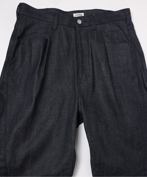 JIEDA(ジエダ)の「ENGINEERED DRAPING FLARE DENIM PANTS(デニムパンツ・メンズ・インディゴブルー/ブラック・2/1)」の19枚目の写真