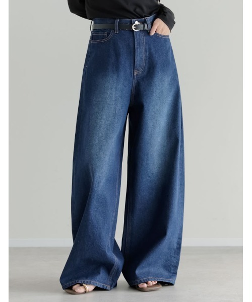 Re:EDIT（リエディ）の「[DENIM COLLECTION][低身長/高身長サイズ有]コットンブレンドルーズフィットバギーデニムパンツ（デニムパンツ・レディース・ブルー/ブラック/ライトブルー/ネイビー・SHORT/MEDIUM/TALL/LARGE）」の4枚目の写真