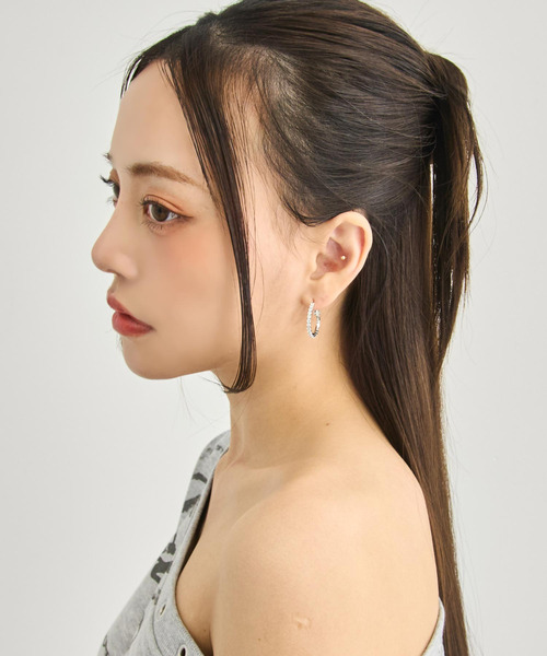 ANAP（アナップ）の「20mmストーン フープピアス（ピアス（両耳用）・レディース・シルバー/ゴールド・F）」の5枚目の写真