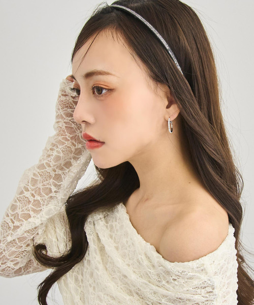 ANAP（アナップ）の「20mmストーン フープピアス（ピアス（両耳用）・レディース・シルバー/ゴールド・F）」の4枚目の写真