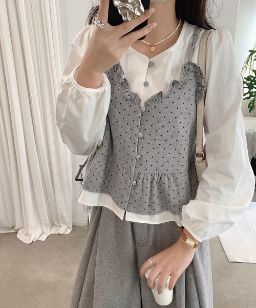 Miniministore(ミニミニストア)の「ドット柄ビスチェレイヤード風ブラウス長袖(シャツ/ブラウス・レディース・アイボリー/ブラック/ブラウン/グレー・FREE)」の3枚目の写真