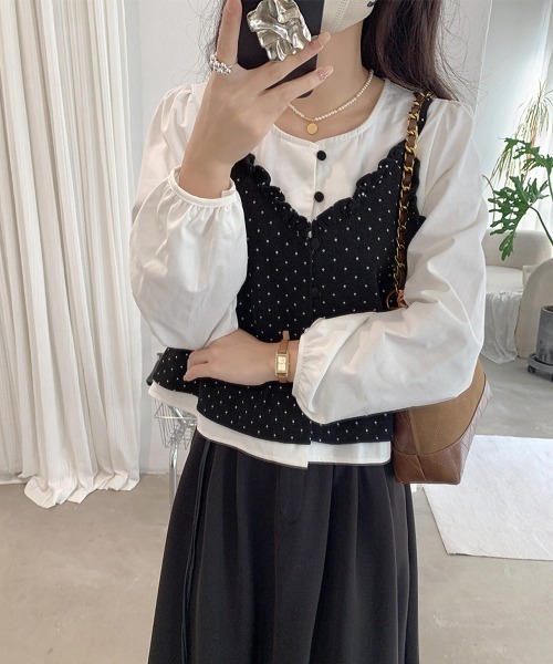 Miniministore(ミニミニストア)の「ドット柄ビスチェレイヤード風ブラウス長袖(シャツ/ブラウス・レディース・アイボリー/ブラック/ブラウン/グレー・FREE)」の1枚目の写真