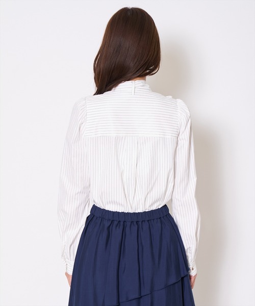 AND COUTURE（アンドクチュール）の「バタフライリボンストライプブラウス（シャツ/ブラウス・レディース・ホワイト系その他/グリーン系その他/ブルー系その他/イエロー系その他・FREE）」の13枚目の写真