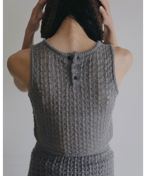 anuke（アンヌーク）の「Pattern Knit Tanktop（タンクトップ・レディース・アイボリー/グレー・FREE）」の8枚目の写真