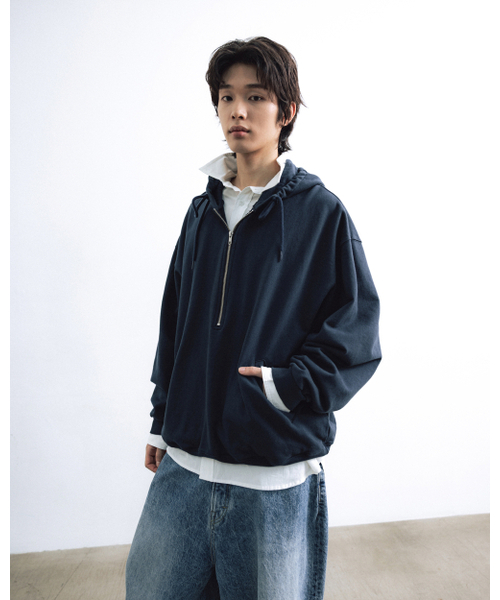 ANGLAN(アングラン)の「Huge Half-Zip Hoodie - Navy(パーカー・メンズ・その他・ONE SIZE)」の4枚目の写真