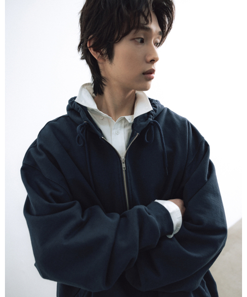ANGLAN(アングラン)の「Huge Half-Zip Hoodie - Navy(パーカー・メンズ・その他・ONE SIZE)」の6枚目の写真