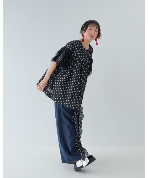 unica(ユニカ)の「フリルワイドパンツ laides(その他パンツ・レディース・ライトブルー/ネイビー/チャコール・F)」の5枚目の写真