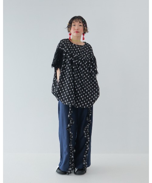 unica(ユニカ)の「フリルワイドパンツ laides(その他パンツ・レディース・ライトブルー/ネイビー/チャコール・F)」の6枚目の写真