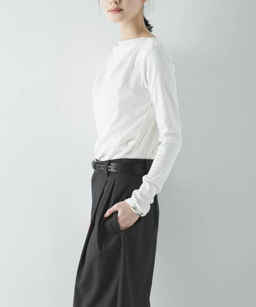 URBAN RESEARCH（アーバンリサーチ）の「2WAYドレープカットソー（Tシャツ/カットソー・レディース・チャコールグレー/オフホワイト・FREE）」の6枚目の写真