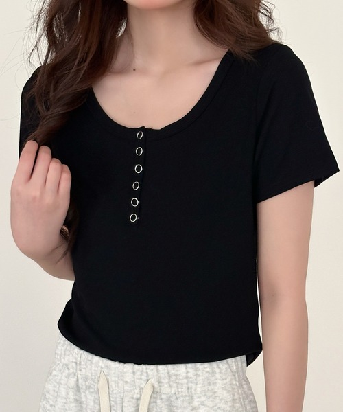 襟ぐり広め】半袖 ヘンリーネック スナップボタン Tシャツ レディース