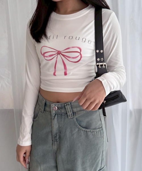 etta(エタ)の「レッドリボン×ロゴショート丈ロンT/長袖Tシャツ(Tシャツ/カットソー・レディース・ホワイト・MEDIUM)」の2枚目の写真