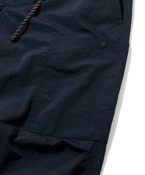 NANGA(ナンガ)の「NANGA/ナンガ NYLON TUSSER CARGO PANTS(カーゴパンツ・メンズ・ブラック・LARGE/MEDIUM/X-LARGE)」の3枚目の写真