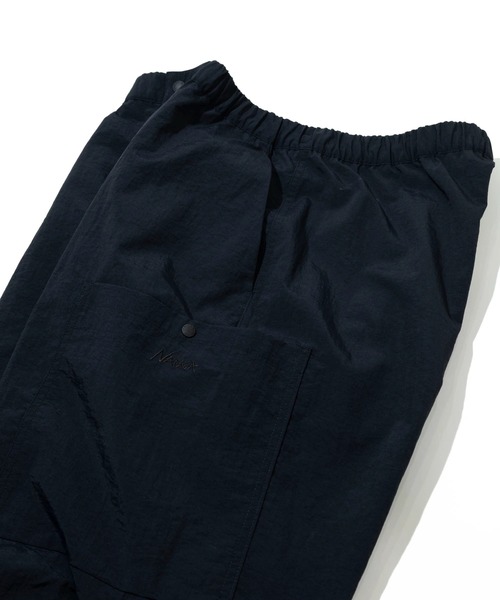 NANGA(ナンガ)の「NANGA/ナンガ NYLON TUSSER CARGO PANTS(カーゴパンツ・メンズ・ブラック・LARGE/MEDIUM/X-LARGE)」の4枚目の写真