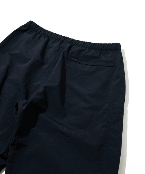 NANGA(ナンガ)の「NANGA/ナンガ NYLON TUSSER CARGO PANTS(カーゴパンツ・メンズ・ブラック・LARGE/MEDIUM/X-LARGE)」の10枚目の写真