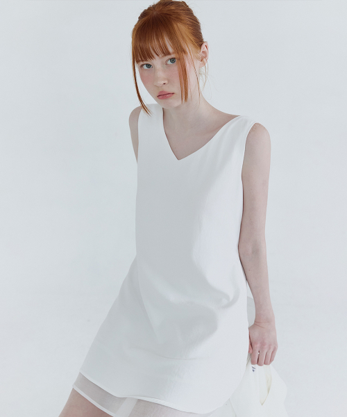 MICANE(ミケーネ)の「リオルミニドレス-ラッフルブラウスセットアップ(ワンピース・レディース・ブラック/アイボリー・SMALL/MEDIUM/LARGE/X-LARGE/XX-LARGE)」の3枚目の写真