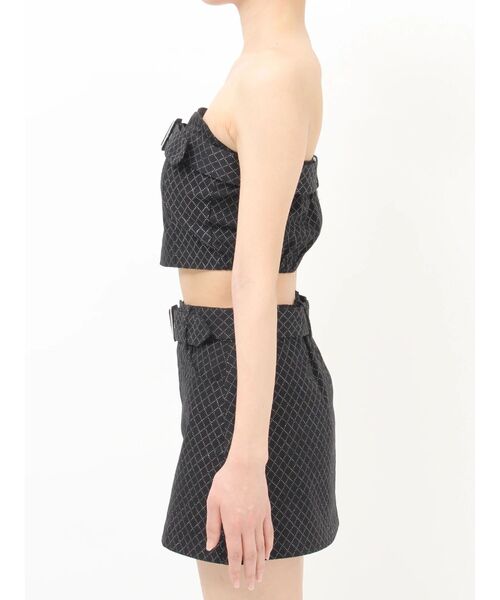 GYDA(ジェイダ)の「Glitter print beltブラウス【セットアップ着用可能】(チューブトップ・レディース・ブラック/オフホワイト・FREE)」の16枚目の写真
