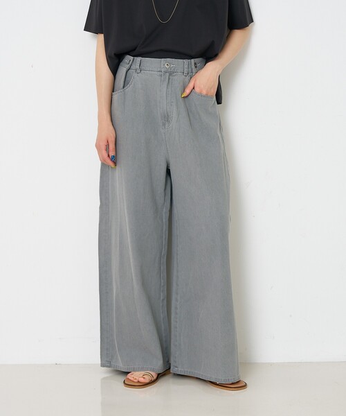 collex（コレックス）の「タックウエストデニムパンツ（デニムパンツ・レディース・ブルー/グレー・フリー）」の6枚目の写真