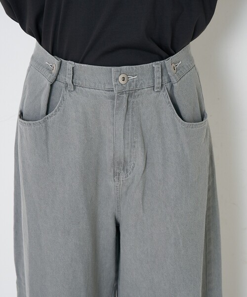 collex（コレックス）の「タックウエストデニムパンツ（デニムパンツ・レディース・ブルー/グレー・フリー）」の22枚目の写真