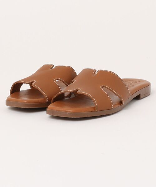 inter-chaussures（インターショシュール）の「【Oh my Sandals】スクエアトウフラットミュールサンダル(E62208)（サンダル・レディース・シルバー/ブラック/ホワイト/ブラウン/ネイビー・35/36/37/38/39）」の17枚目の写真