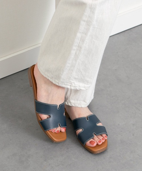 inter-chaussures（インターショシュール）の「【Oh my Sandals】スクエアトウフラットミュールサンダル(E62208)（サンダル・レディース・シルバー/ブラック/ホワイト/ブラウン/ネイビー・35/36/37/38/39）」の13枚目の写真