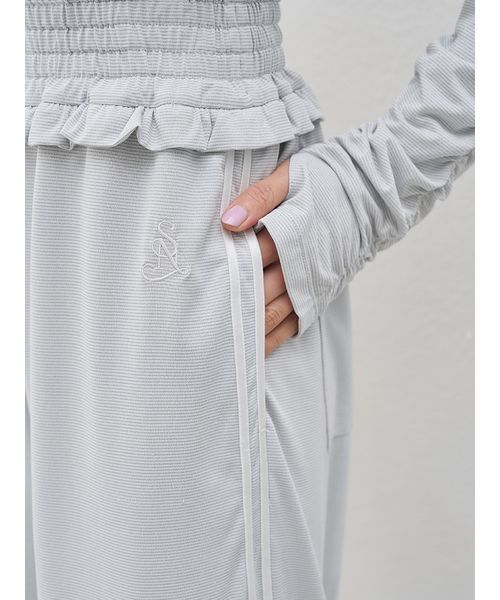 SNIDEL(スナイデル)の「【LUMISHADE】UVラインパンツ(その他パンツ・レディース・イエロー/ネイビー/ホワイト/シルバー・F)」の6枚目の写真