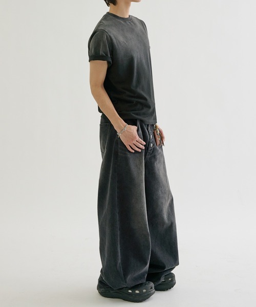EPNK(イーピーエヌケー)の「Gradient spray-faded tee / グラデーションスプレー加工T(Tシャツ/カットソー・メンズ・チャコールグレー/ブラック/ブラウン系その他・SMALL/LARGE/MEDIUM)」の13枚目の写真