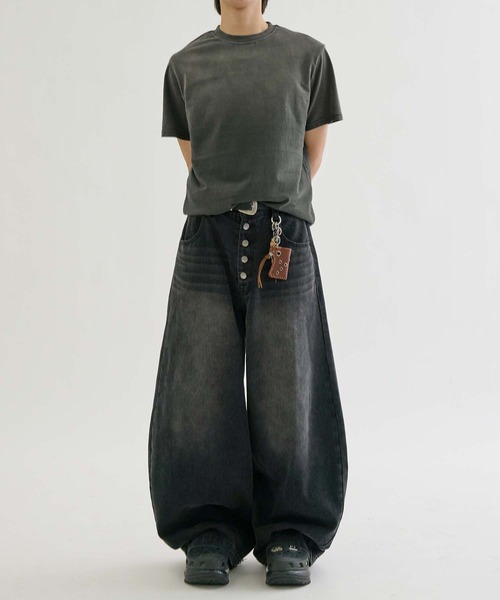 EPNK(イーピーエヌケー)の「Gradient spray-faded tee / グラデーションスプレー加工T(Tシャツ/カットソー・メンズ・チャコールグレー/ブラック/ブラウン系その他・SMALL/LARGE/MEDIUM)」の22枚目の写真