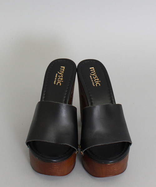 mystic（ミスティック）の「【Sundy Shoes】ウッドヒールサンダル（サンダル・レディース・ブラック/ブラウン・38/37/36）」の2枚目の写真