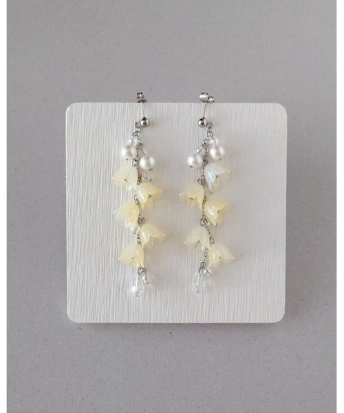 tone(トーン)の「【推しに愛されるアクセサリー】クリアイエローすずらんの上品ピアス(サージカルステンレス)(MA)(ピアス(両耳用)・メンズ・イエロー・FREE)」の6枚目の写真