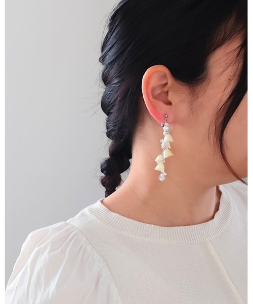 tone(トーン)の「【推しに愛されるアクセサリー】クリアイエローすずらんの上品ピアス(サージカルステンレス)(MA)(ピアス(両耳用)・メンズ・イエロー・FREE)」の18枚目の写真