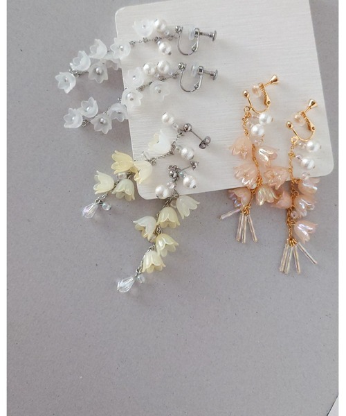 tone(トーン)の「【推しに愛されるアクセサリー】クリアイエローすずらんの上品ピアス(サージカルステンレス)(MA)(ピアス(両耳用)・メンズ・イエロー・FREE)」の21枚目の写真