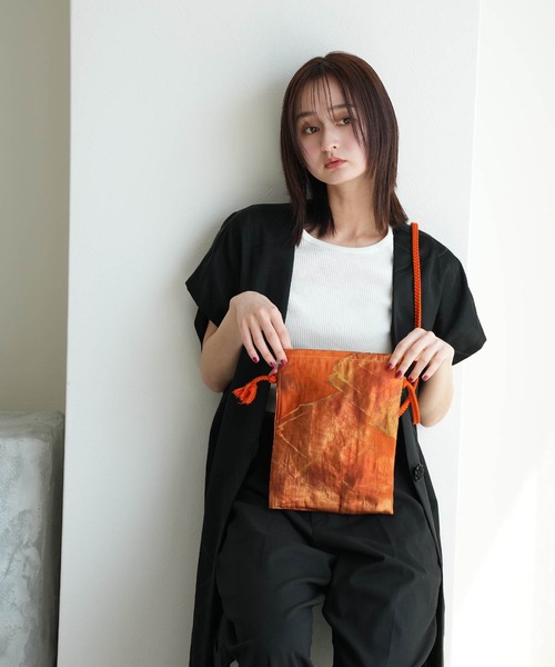 utatane(ウタタネ)の「帯リメイク maison utatane ショルダーバッグ 静寂の夕焼け(ショルダーバッグ・レディース・オレンジ・FREE)」の2枚目の写真