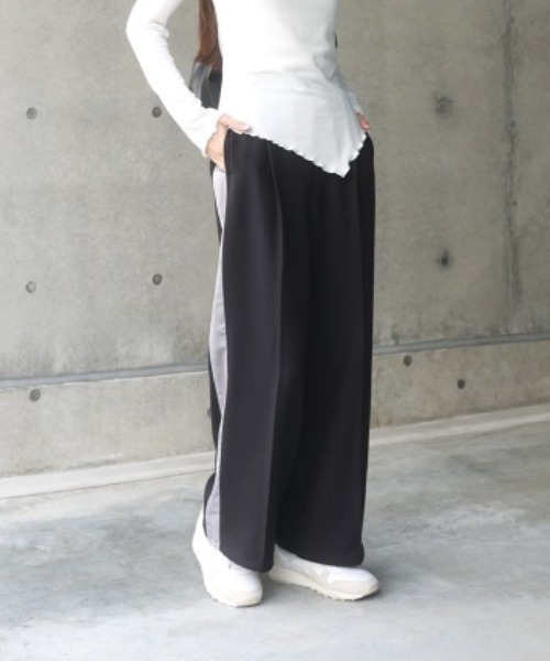 Bab(バブ)の「S・Mサイズ展開】2WAYセンタープレスサイドラインパンツ(その他パンツ・レディース・ブラック/ベージュ・MEDIUM/SMALL)」の1枚目の写真