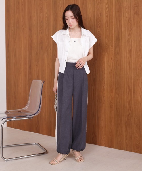 Bab(バブ)の「S・Mサイズ展開】2WAYセンタープレスサイドラインパンツ(その他パンツ・レディース・ブラック/ベージュ・MEDIUM/SMALL)」の6枚目の写真